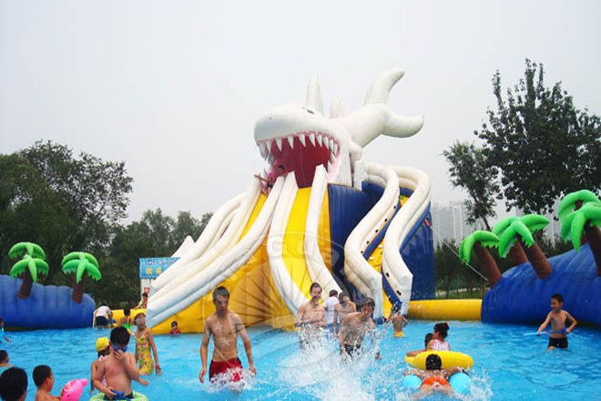 百色水滑梯